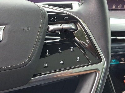 2025 Cadillac ESCALADE IQ Luxury 2