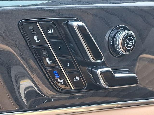 2026 Cadillac ESCALADE IQ Premium Luxury