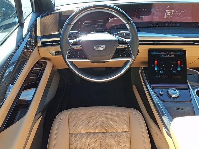 2025 Cadillac ESCALADE IQ Luxury 2