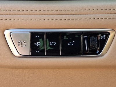 2025 Cadillac ESCALADE IQ Luxury 2