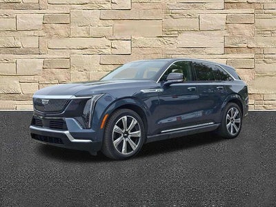 2025 Cadillac ESCALADE IQ Luxury 2