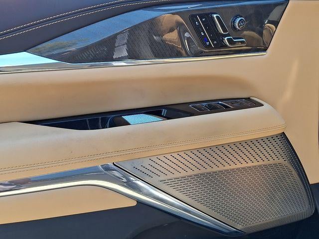 2025 Cadillac ESCALADE IQ Luxury 2