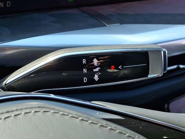 2025 Cadillac ESCALADE IQ Luxury 2
