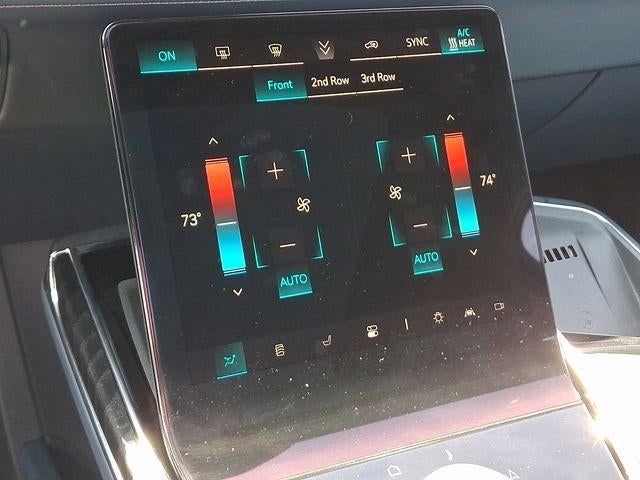 2025 Cadillac ESCALADE IQ Luxury 2