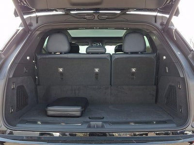 2025 Cadillac ESCALADE IQ Luxury 2