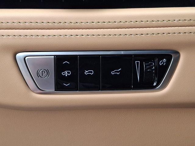2026 Cadillac ESCALADE IQ Premium Sport