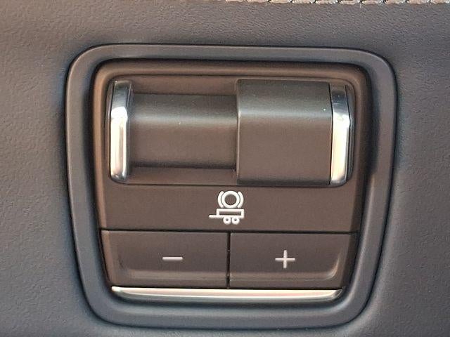 2026 Cadillac ESCALADE IQ Premium Sport