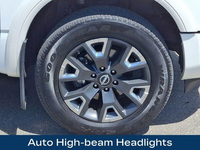 2023 Nissan TITAN Crew Cab Platinum Reserve 4x4