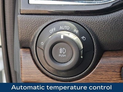 2023 Nissan TITAN Crew Cab Platinum Reserve 4x4