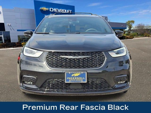 2025 Chrysler Pacifica Hybrid Premiuim S Appearance Package