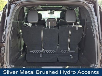 2025 Chrysler Pacifica Hybrid Premiuim S Appearance Package