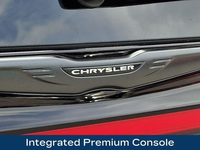2025 Chrysler Pacifica Hybrid Premiuim S Appearance Package