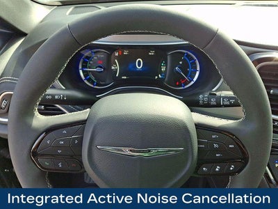 2025 Chrysler Pacifica Hybrid Premiuim S Appearance Package