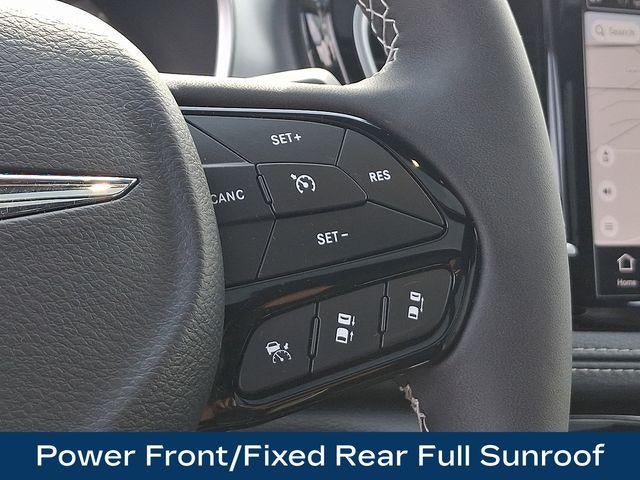 2025 Chrysler Pacifica Hybrid Premiuim S Appearance Package