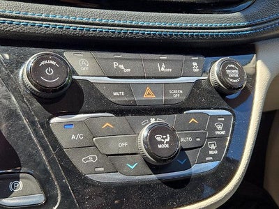 2021 Chrysler Pacifica Touring AWD