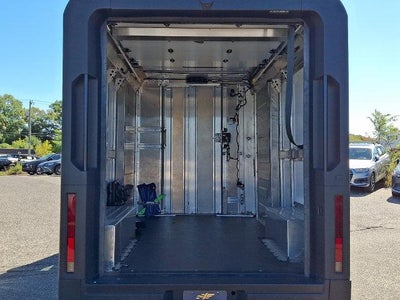 2024 BrightDrop Zevo 400 Base
