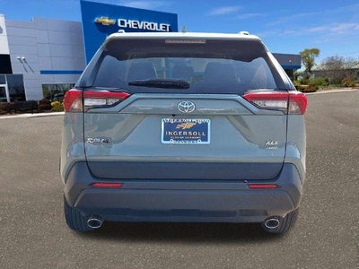 2020 Toyota RAV4 XLE
