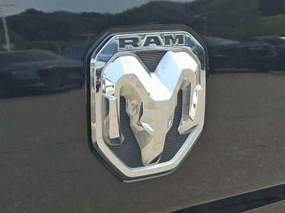 2020 RAM 2500 Tradesman Crew Cab 4x4 6'4" Box