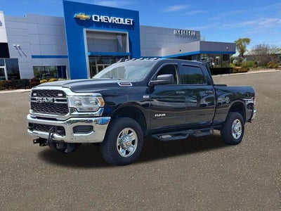 2020 RAM 2500 Tradesman Crew Cab 4x4 6'4" Box