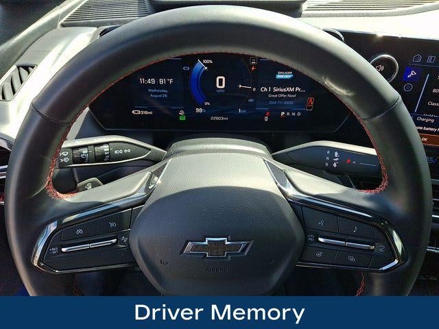 2025 Chevrolet Equinox EV RS