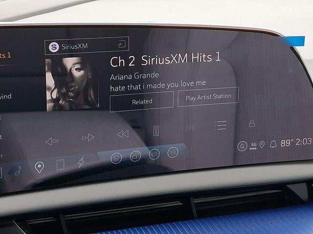 2025 Cadillac OPTIQ Luxury 2