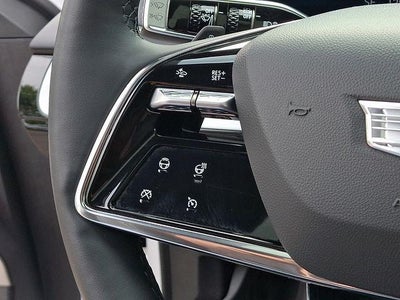 2025 Cadillac OPTIQ Luxury 2