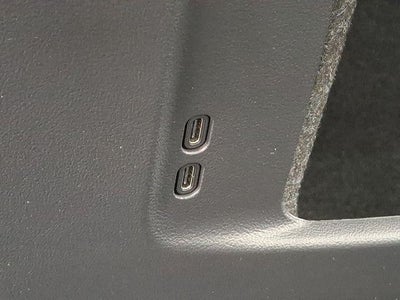 2025 Cadillac OPTIQ Luxury 2