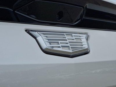 2025 Cadillac OPTIQ Luxury 2