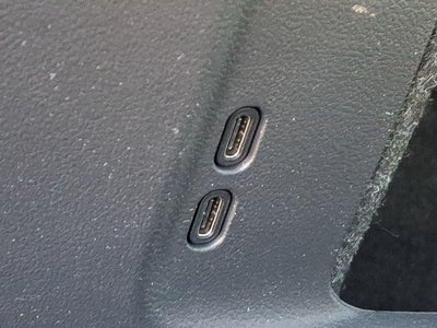 2025 Cadillac OPTIQ Luxury 2