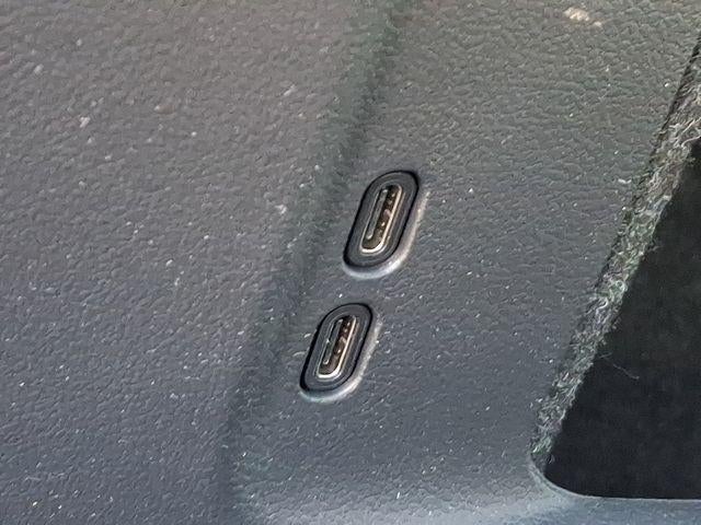 2025 Cadillac OPTIQ Luxury 2