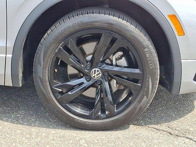2024 Volkswagen Tiguan 2.0T SE R-Line Black