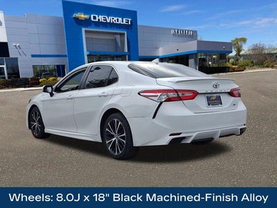 2020 Toyota Camry SE