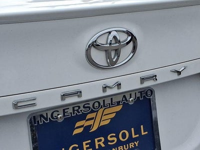 2020 Toyota Camry SE