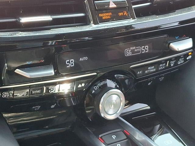 2022 Acura MDX w/Technology Package