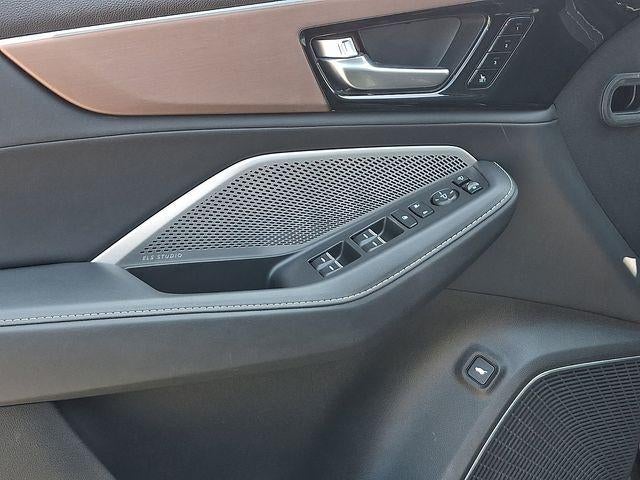 2022 Acura MDX w/Technology Package