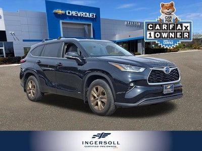 2023 Toyota Highlander Hybrid XLE Bronze