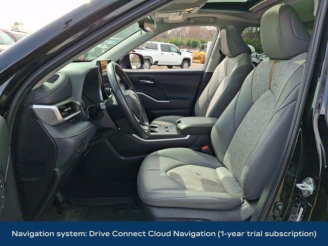 2023 Toyota Highlander Hybrid XLE Bronze