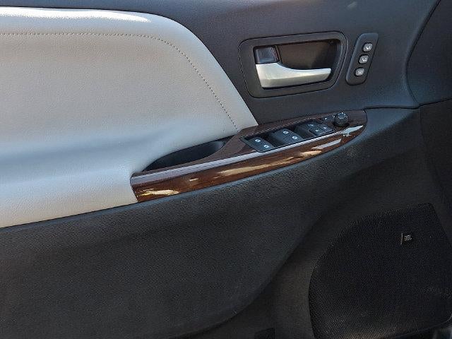 2015 Toyota Sienna Limited Premium 7 Passenger