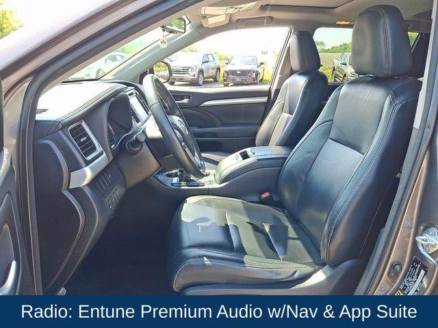 2016 Toyota Highlander XLE V6