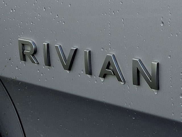 2024 RIVIAN R1S Adventure