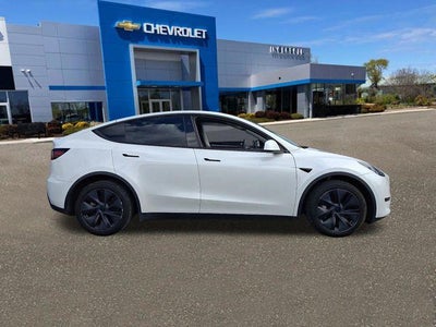 2024 Tesla Model Y Long Range