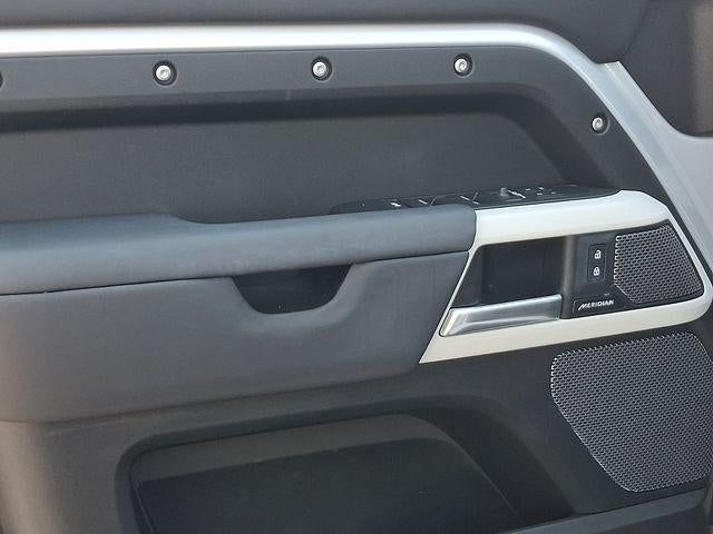 2024 Land Rover Defender 110 P400 S