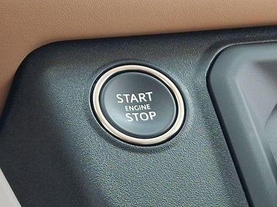 2025 Land Rover Defender 110 P300