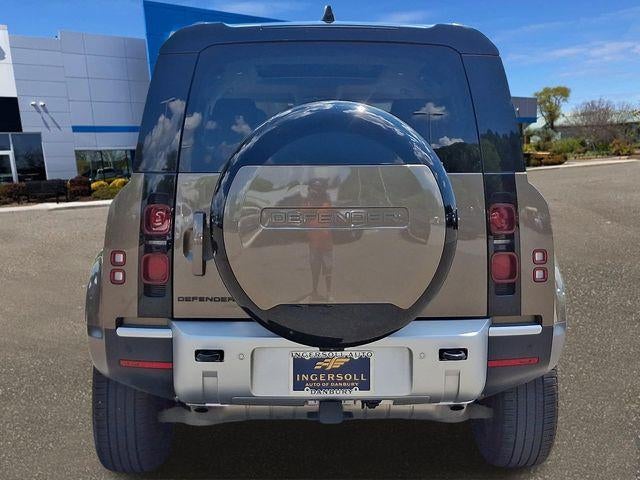2025 Land Rover Defender 110 P300