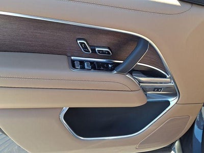 2025 Land Rover Range Rover P400 SE