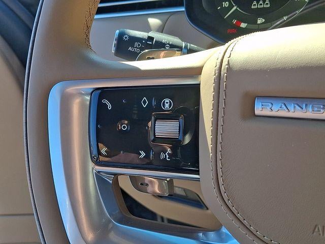 2025 Land Rover Range Rover P400 SE