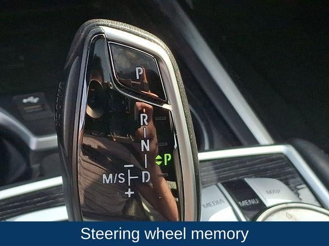 2021 BMW 750i xDrive