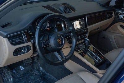 2022 Porsche Macan Base