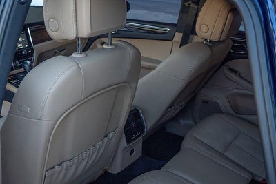 2022 Porsche Macan Base