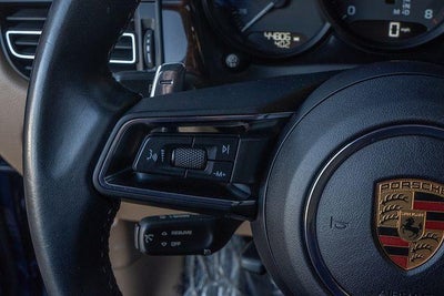 2022 Porsche Macan Base